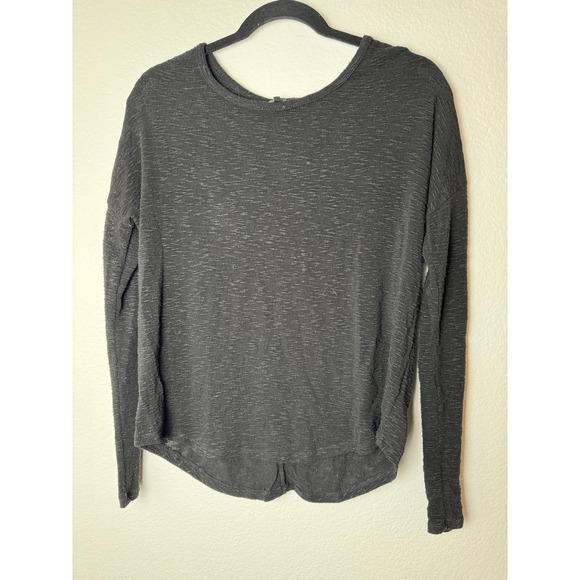 Olivaceous black long sleeve top, size medium - Picture 2 of 6